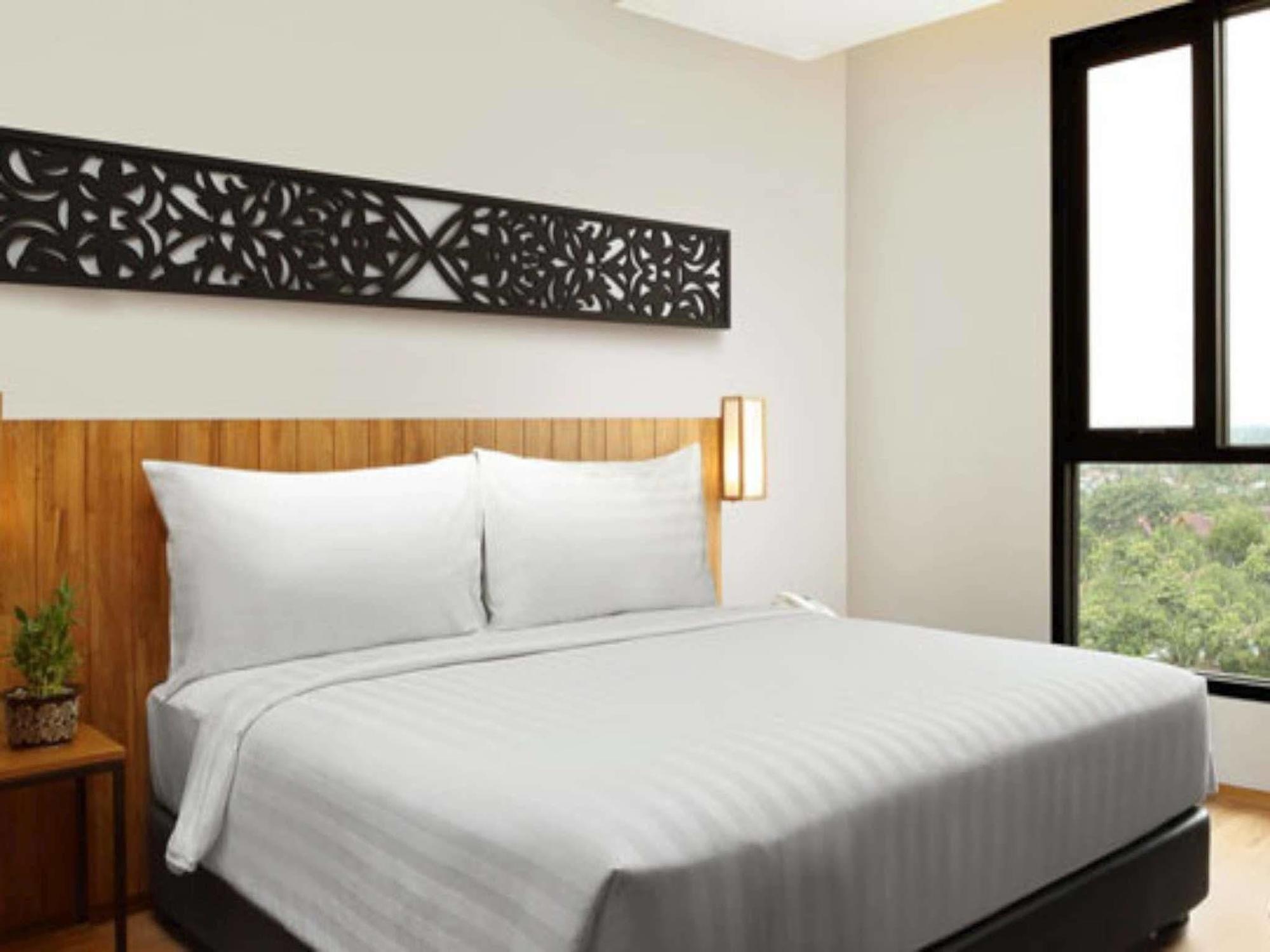 Batiqa Hotel Pekanbaru Exterior photo